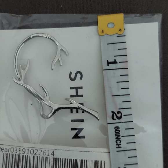 Silver Branch Design Ear Cuff - Picture 4 of 5